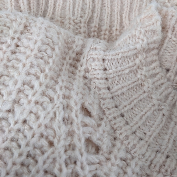 LOFT Soft Pink Alpaca Blend Sweater Size Small - Picture 6 of 9